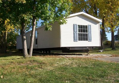 315 23rd St, Stewartville, MN 55976 