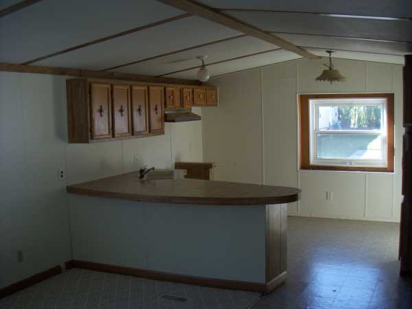 60 King St., Moorhead, MN 56560 