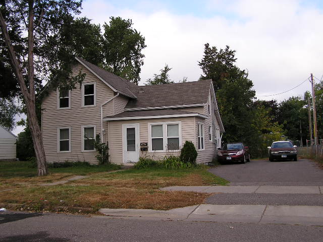 2615 5TH AVE, ANOKA, MN 55303 