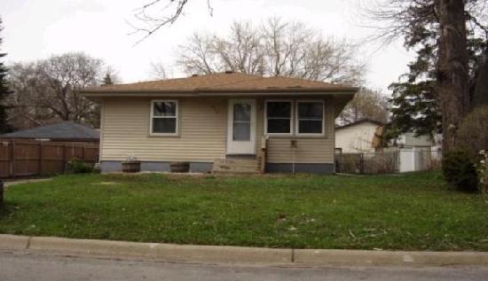 627 Cheryl Street NE, Fridley, MN 55432 