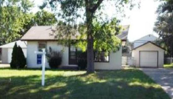 6614 Bryant Ave N, Brooklyn Center, MN 55430 