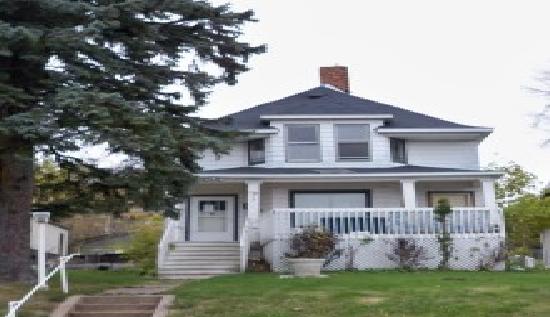 2219 West 10th Street, Duluth, MN 55806 