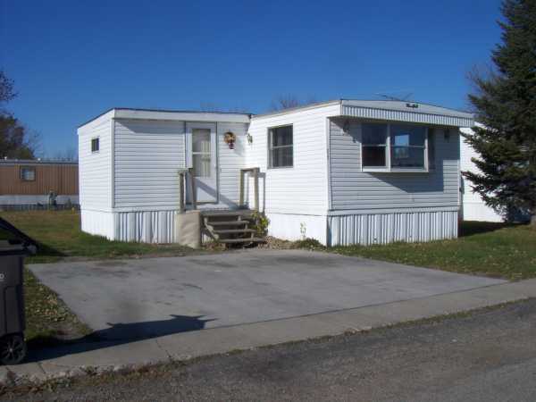 217 Lancaster Drive, Moorhead, MN 56560 