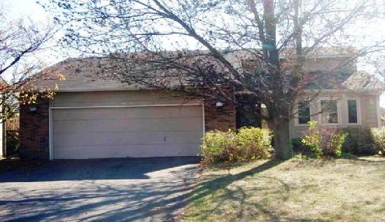 10511 Grant Dr, Eden Prairie, MN 55347 