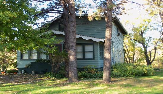 1101 Ridgeview Drive, Montevideo, MN 56265 