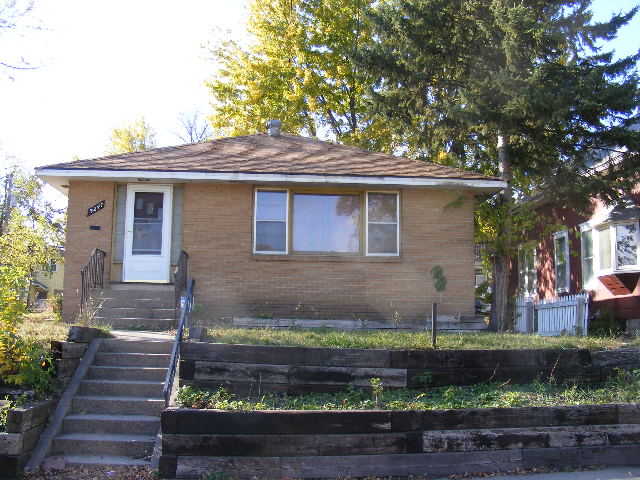 3247  LOGAN AVE N, MINNEAPOLIS, MN 55412 