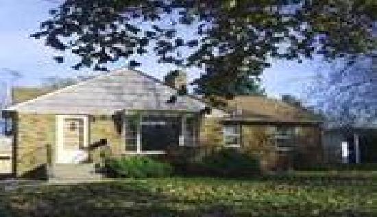 1733 Hampshire Avenue, Saint Paul, MN 55116 