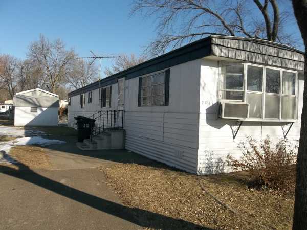 2409 Amberjack Lane, Maplewood, MN 55119 