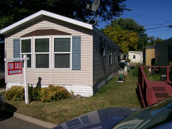 1077 Deauville Dr., Maplewood, MN 55109 