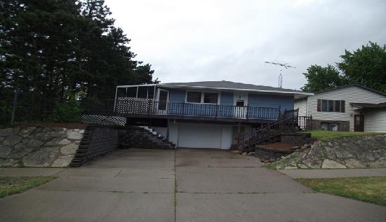 536 South 7th Street, La Crescent, MN 55947 
