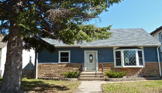 5254 Girard Avenue North, Minneapolis, MN 55430 