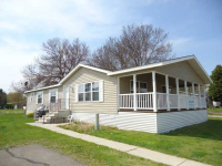 113 Beach Dr, Rockford, MN 55373 