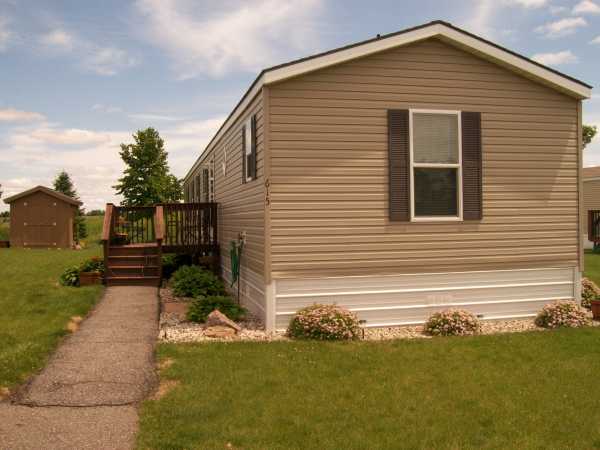 615 E Shakespeare Ave., Mankato, MN 56001 