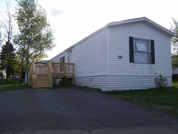 19 Dewberry Lane, Duluth, MN 55810 