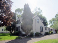 2686 Stillwater Rd E, Maplewood, MN 55119 