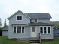 435 Adams St SE, Hutchinson, MN 55350 