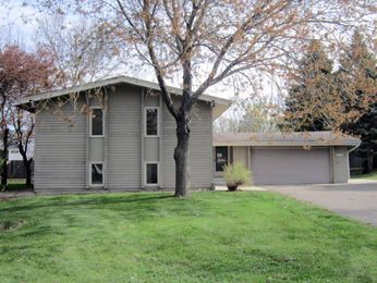 18010 27th Place N, Plymouth, MN 55447 