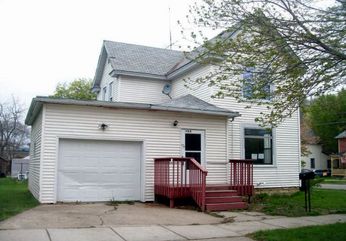 102 W 6th St, Red Wing, MN 55066 