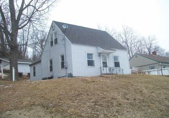 828 Hawthorne Stree, Red Wing, MN 55066 