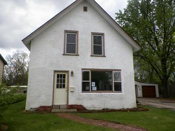 632 Monroe St, Anoka, MN 55303 