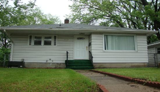 8127 Nicollet Ave S, Bloomington, MN 55420 