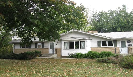 3398 Scott Ave N, Golden Valley, MN 55422 