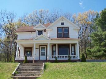 1300 Wabasha Ave, Saint Charles, MN 55972 