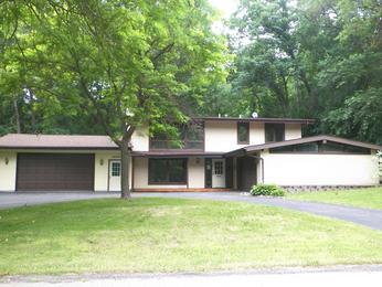 14308 Woodhaven Rd, Minnetonka, MN 55345 