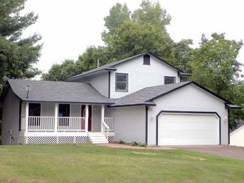 335 NW 123rd Ave, Coon Rapids, MN 55448 