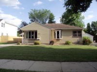 1915 2nd Ave NW, Austin, MN 55912 