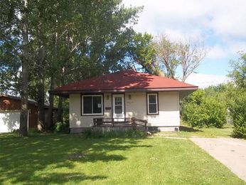 745 Railroad Street, Pine City, MN 55063 