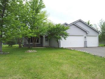 7585 Casselberry D, North Branch, MN 55056 