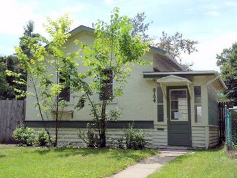 5104 38th Ave S, Minneapolis, MN 55417 