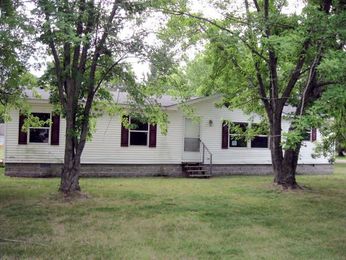 405 W 3rd St, Pillager, MN 56473 