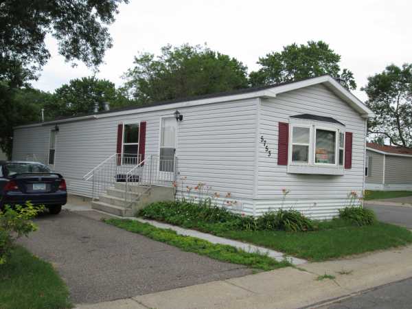 5753 Cabot Drive, New Brighton, MN 55112 