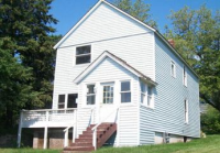 2323 W 10th St, Duluth, MN 55806 