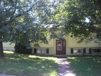 402 4th Ave NW, Medford, MN 55049 