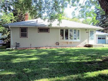 1459 Cope Ave E, Maplewood, MN 55109 