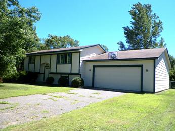 1509 Meadowwood Dr N, Brooklyn Park, MN 55444 