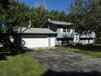 609 8th Ave NE, Stewartville, MN 55976 