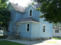 1629 14th St E, Glencoe, MN 55336 