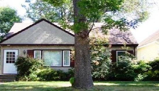 440 16th Avenue North, South Saint Paul, MN 55075 