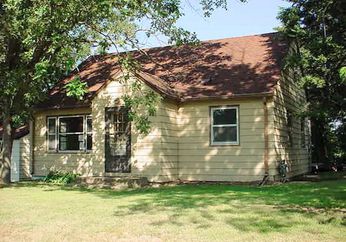 9724 Foley Blvd NW, Coon Rapids, MN 55433 