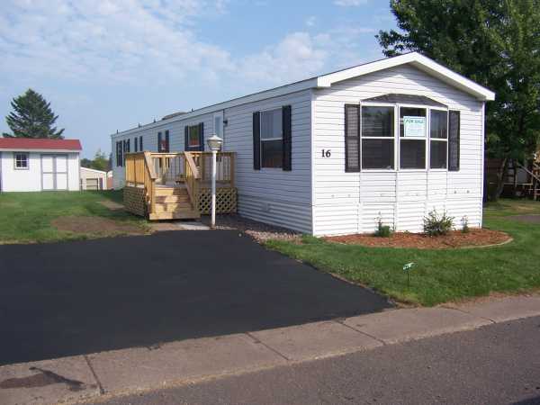 16 Dewberry Lane, Duluth, MN 55810 