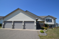 6736 378th St, North Branch, MN 55056 