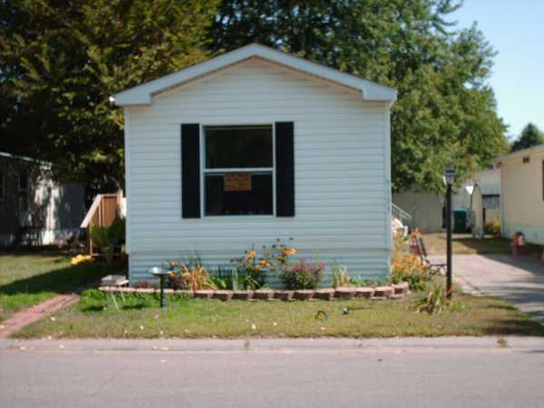 9105 Okinawa St N E, Circle Pines, MN 55014 