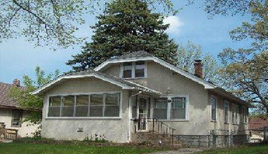 3734 Russell Avenue North, Minneapolis, MN 55412 