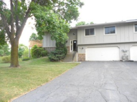 7036 Pima Ln, Chanhassen, MN 55317 