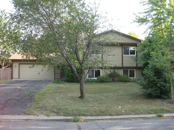 8887 91st St, Cottage Grove, MN 55016 