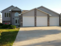 729 Butler Dr, Belle Plaine, MN 56011 